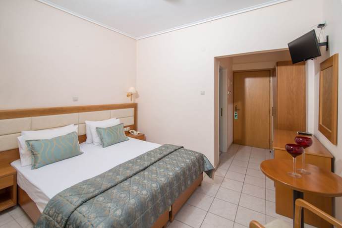 Imagen de la habitación del Hotel Regina Mare, Katerini. Foto 12