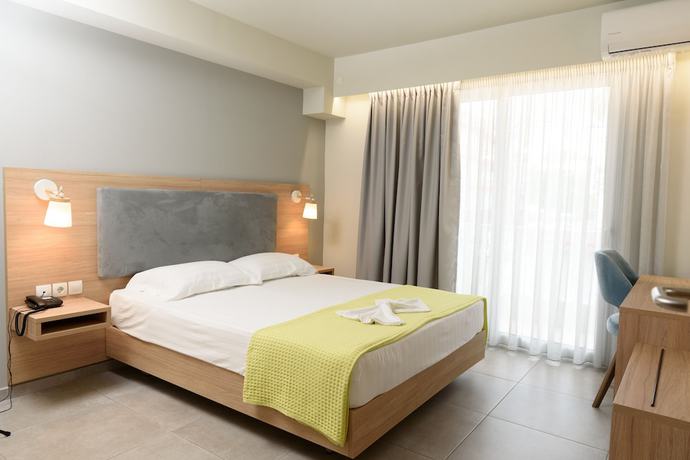Imagen de la habitación del Hotel Regina Mare, Katerini. Foto 17