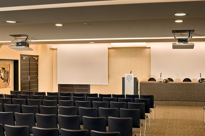 Imagen de los interiores del Hotel Regina Margherita, CAGLIARI. Foto 9