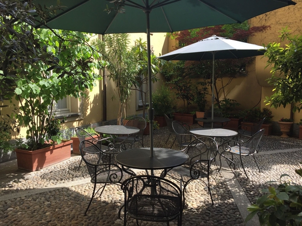 Imagen general del Hotel Regina, Milán. Foto 2