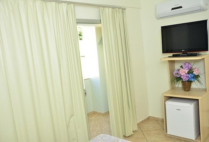 Imagen de la habitación del Hotel Regina, Muriae. Foto 18
