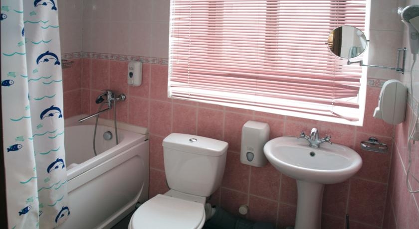 Imagen de la habitación del Hotel Regina Na Baumana. Foto 10