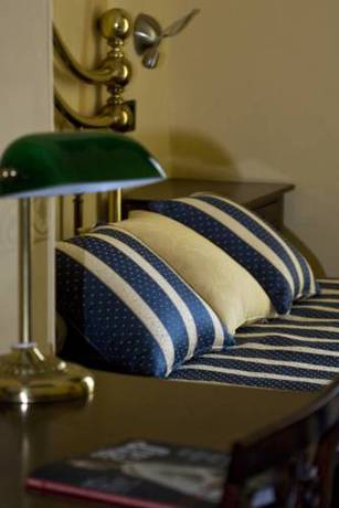 Imagen de la habitación del Hotel Regina, Pinerolo. Foto 3