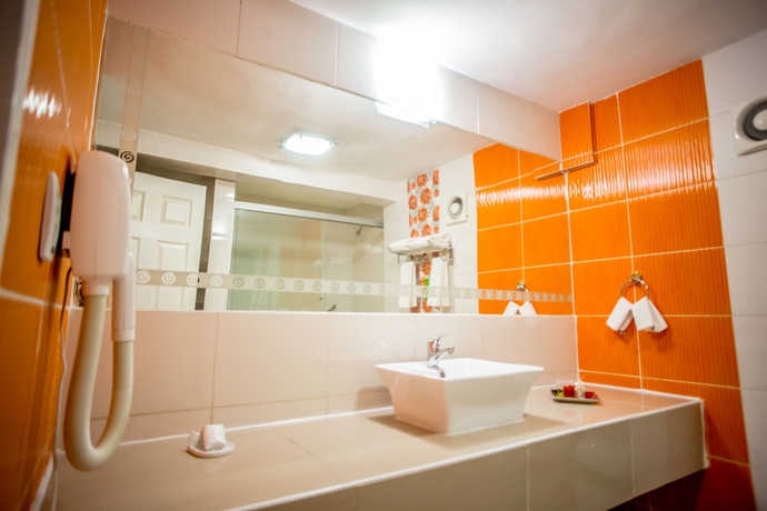 Imagen de la habitación del Hotel Regina Resort and Convenciones. Foto 4