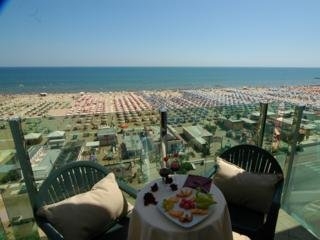 Imagen de la habitación del Hotel Regina, Rimini. Foto 4