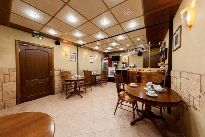 Imagen del bar/restaurante del Hotel Regina, San Petersburgo. Foto 2