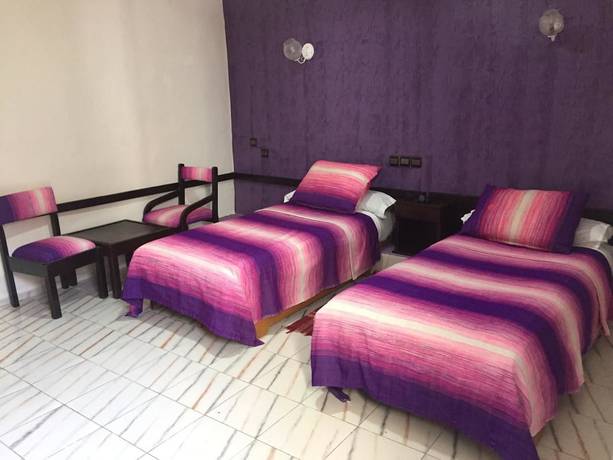 Imagen de la habitación del Hotel Regina, Tetuán. Foto 20