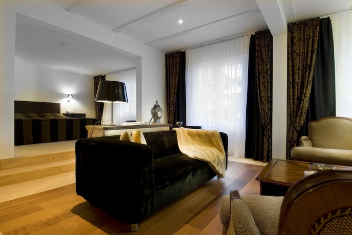 Imagen de la habitación del Hotel Regina Wengen. Foto 9