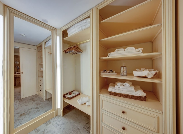 Imagen de la habitación del Hotel Regina Wengen. Foto 14