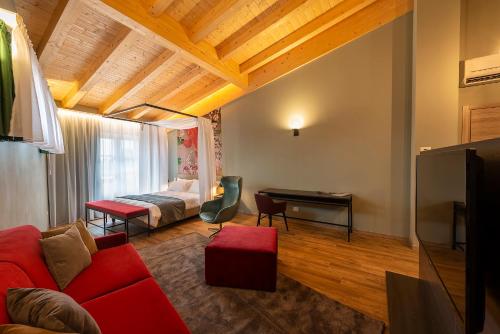 Imagen de la habitación del Hotel Regina del Garda Suite. Foto 8
