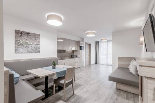 Imagen de la habitación del Hotel Regina's Alp Deluxe. Foto 7