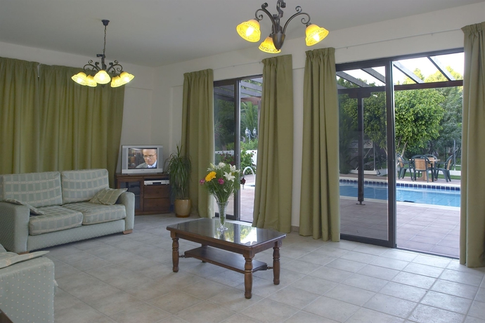 Imagen de los interiores del Hotel Reginas Exclusive Villas. Foto 8