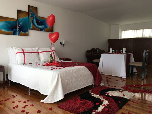 Imagen de la habitación del Hotel Regines. Foto 8