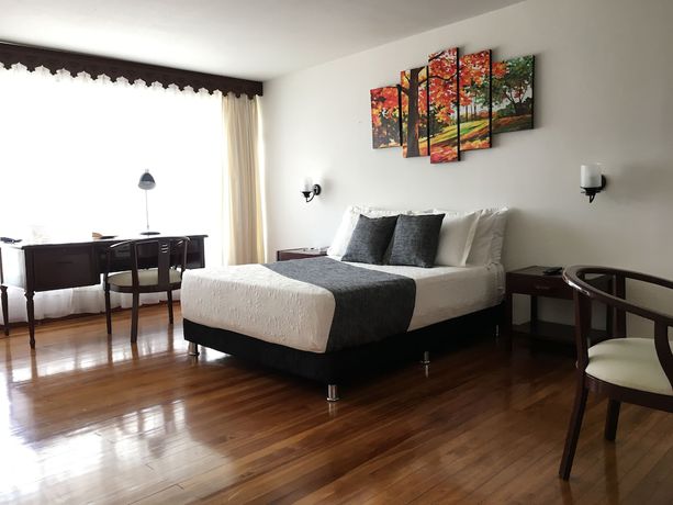 Imagen general del Hotel Regines. Foto 1