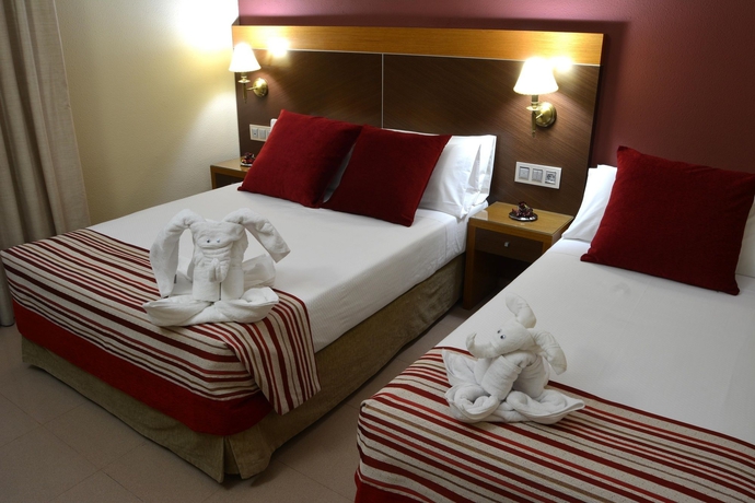 Imagen de la habitación del Hotel Regio 2. Foto 5