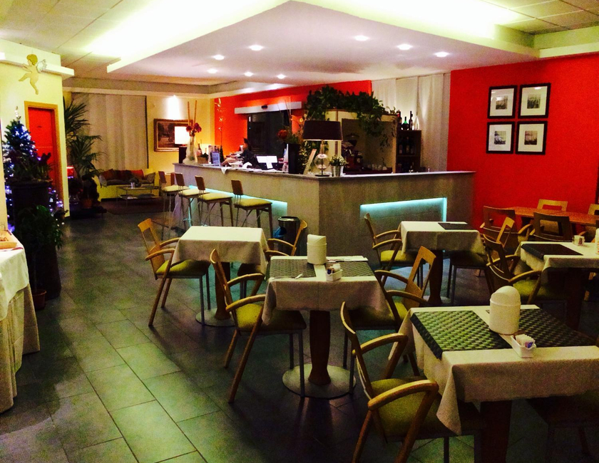 Imagen general del Hotel Regio, Rubiera. Foto 17