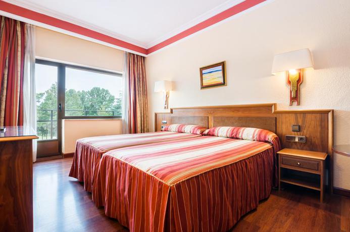 Imagen de la habitación del Hotel Regio, Santa Marta de Tormes. Foto 13