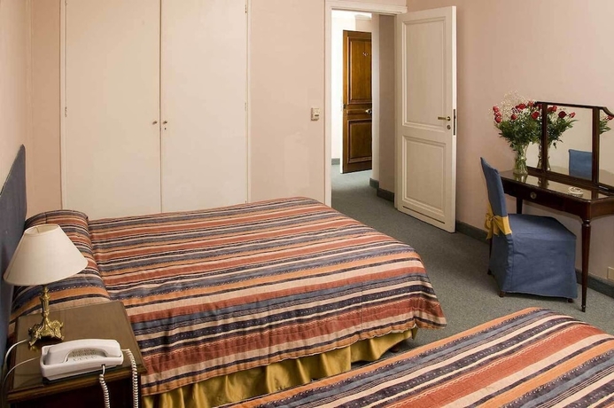 Imagen de la habitación del Hotel Regis, Buenos Aires. Foto 3
