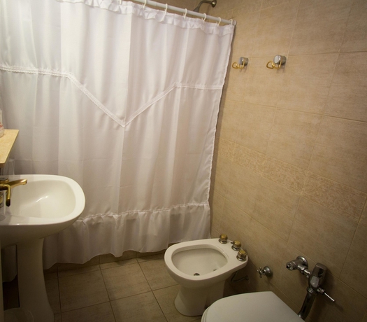 Imagen de la habitación del Hotel Regis, Buenos Aires. Foto 17