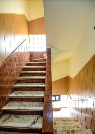 Imagen de los interiores del Hotel Regis. Foto 14