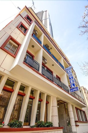 Imagen general del Hotel Regis. Foto 3