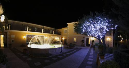 Imagen de la habitación del Hotel Regis Resort & Wellness. Foto 3