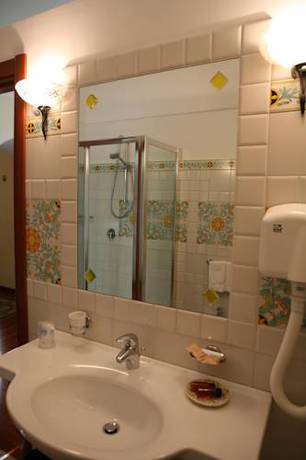 Imagen de la habitación del Hotel Regis Resort & Wellness. Foto 16