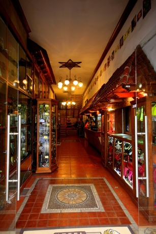 Imagen de los interiores del Hotel Regis, Uruapan. Foto 18