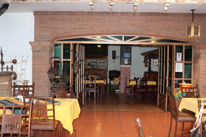 Imagen del bar/restaurante del Hotel Regis, Uruapan. Foto 4