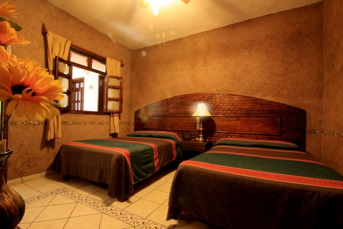 Imagen de la habitación del Hotel Regis, Uruapan. Foto 13