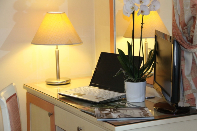 Imagen de la habitación del Hotel Regit. Foto 9