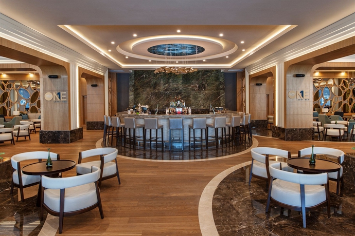 Imagen del bar/restaurante del Hotel Regnum Carya. Foto 6