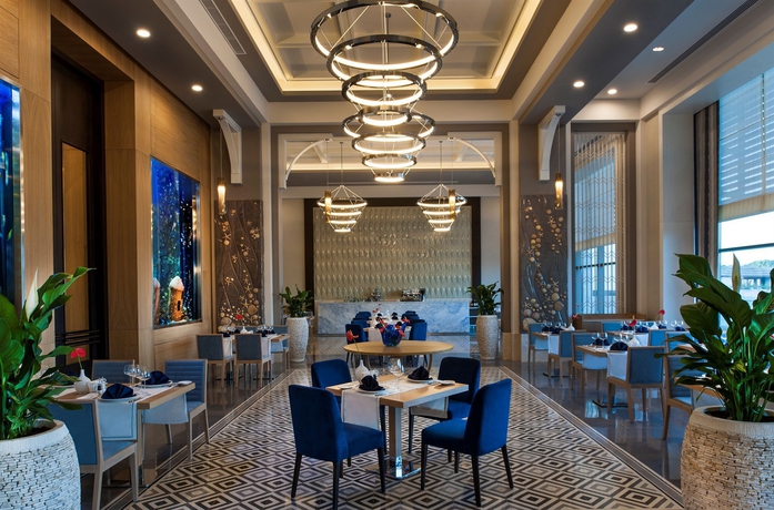 Imagen del bar/restaurante del Hotel Regnum Carya. Foto 11