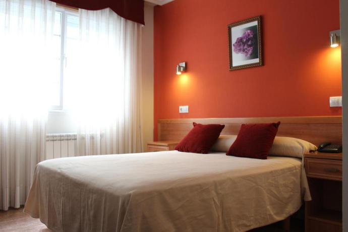 Imagen de la habitación del Hotel Rego Foz. Foto 2