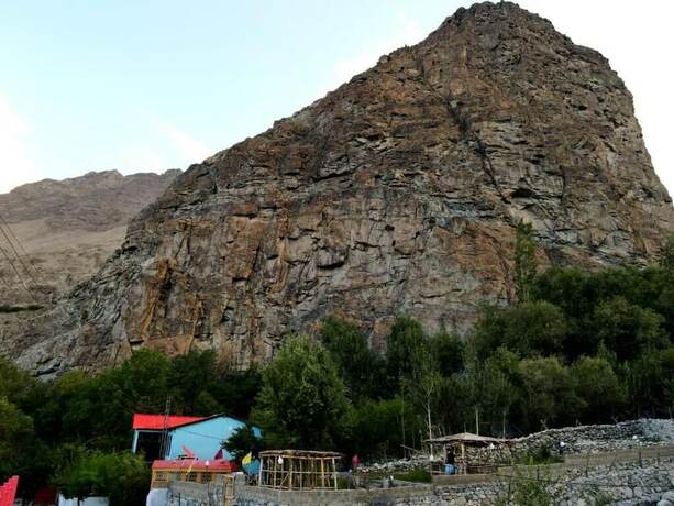 Imagen general del Hotel Rehaish Inn Skardu Khaplu. Foto 8