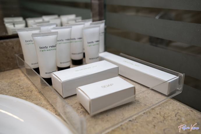 Imagen de la habitación del Hotel Rehana Plaza. Foto 7