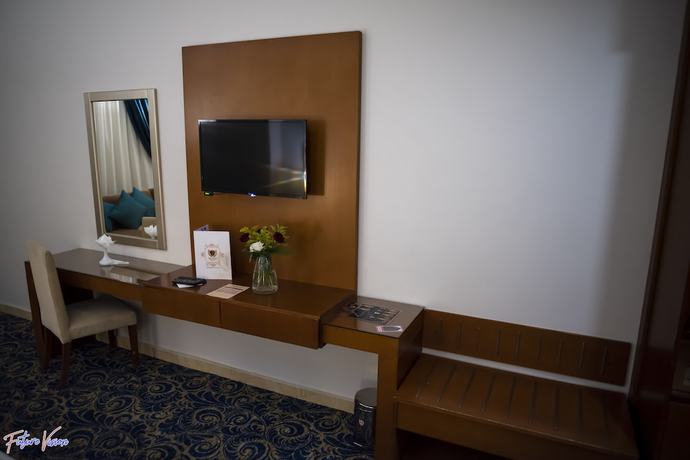 Imagen de la habitación del Hotel Rehana Plaza. Foto 9