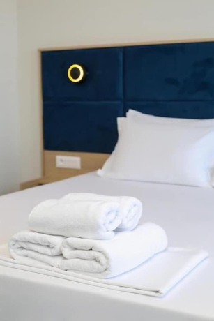 Imagen de la habitación del Hotel ReiVal. Foto 6