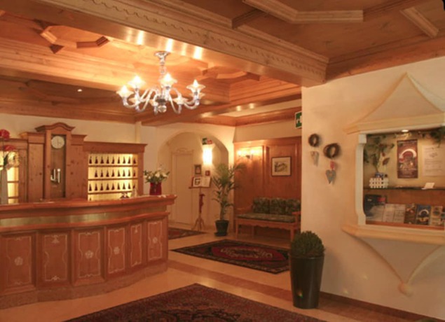 Imagen de los interiores del Hotel Reichegger. Foto 16