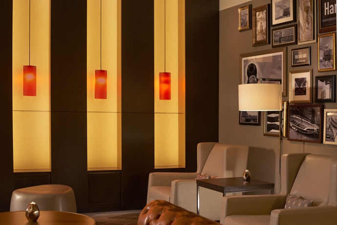 Imagen de los interiores del Hotel Reichshof Hamburg. Foto 15