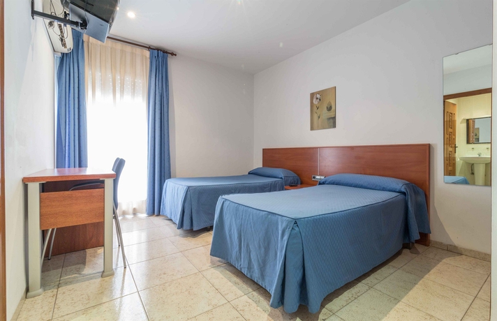Imagen de la habitación del Hotel Reig. Foto 4