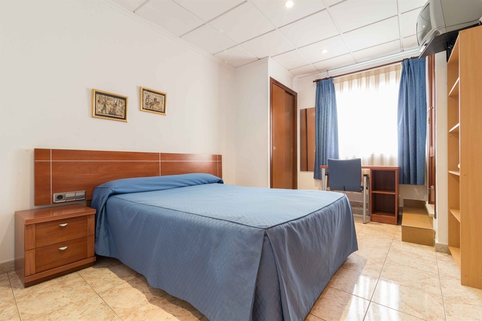 Imagen de la habitación del Hotel Reig. Foto 5