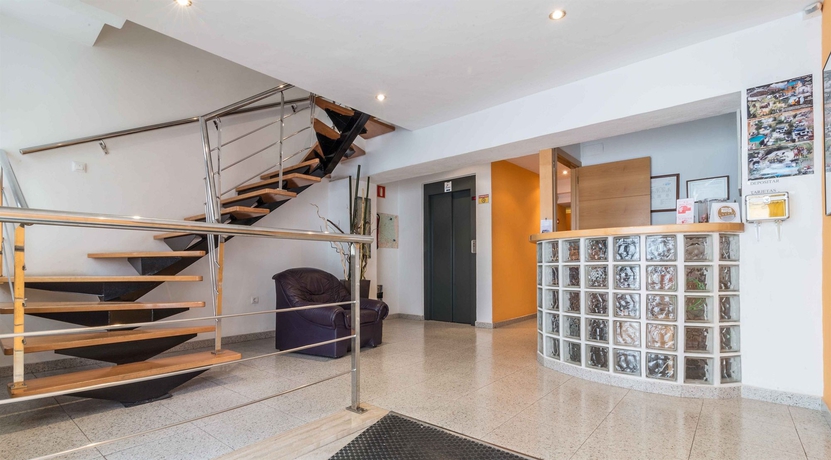 Imagen de los interiores del Hotel Reig. Foto 9