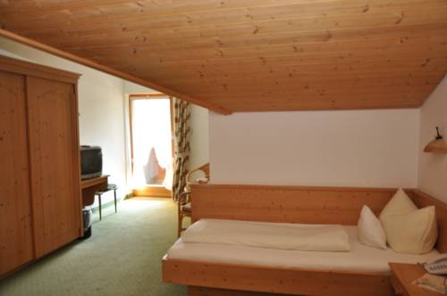 Imagen de la habitación del Hotel Reikartz Bergpanorama Pfronten. Foto 3