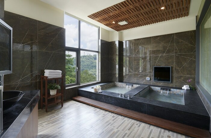 Imagen general del Hotel Reikei Hot Spring Resort, Guanziling. Foto 1