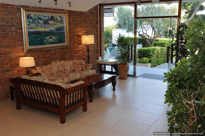 Imagen de los interiores del Hotel Reimar. Foto 5