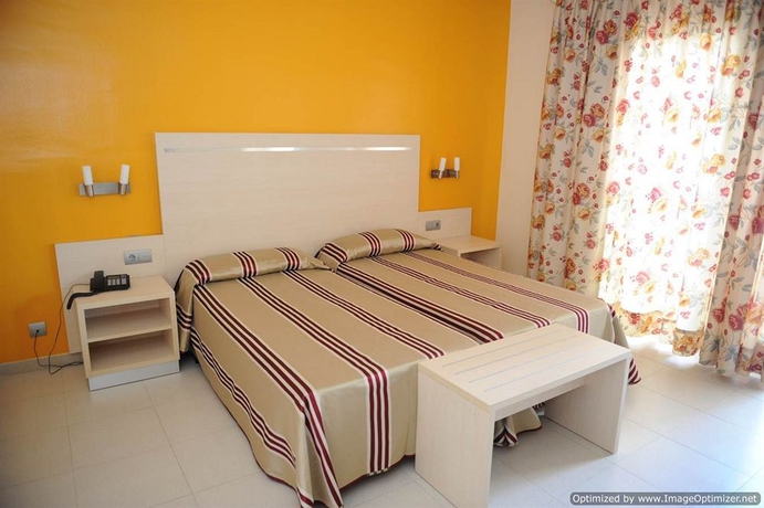 Imagen de la habitación del Hotel Reimar. Foto 4