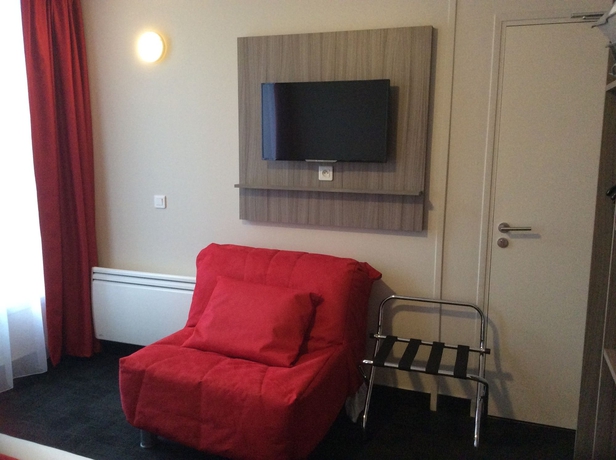 Imagen de la habitación del Hotel Reims. Foto 8