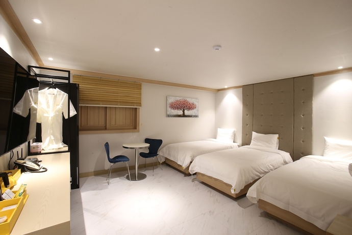 Imagen de la habitación del Hotel Rein. Foto 6