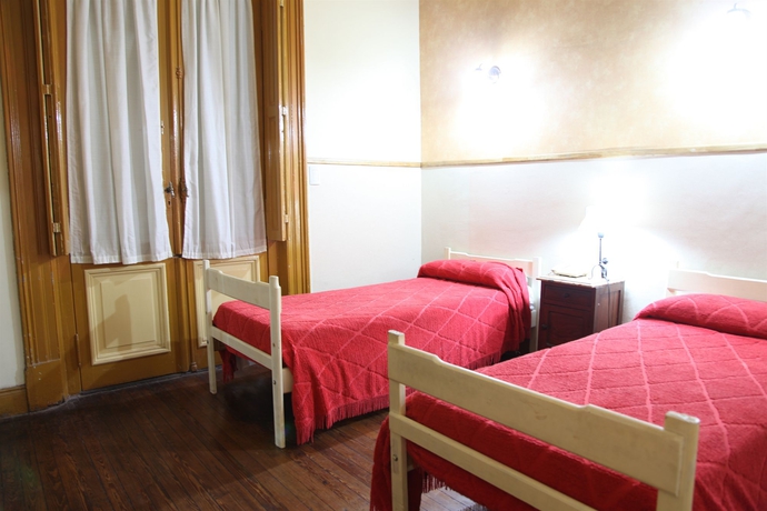 Imagen de la habitación del Hotel Reina, Buenos Aires. Foto 12